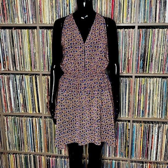 10 Crosby Derek Lamb Silk Dress in Floral Medallion Combo Size 2 - Picture 4 of 5